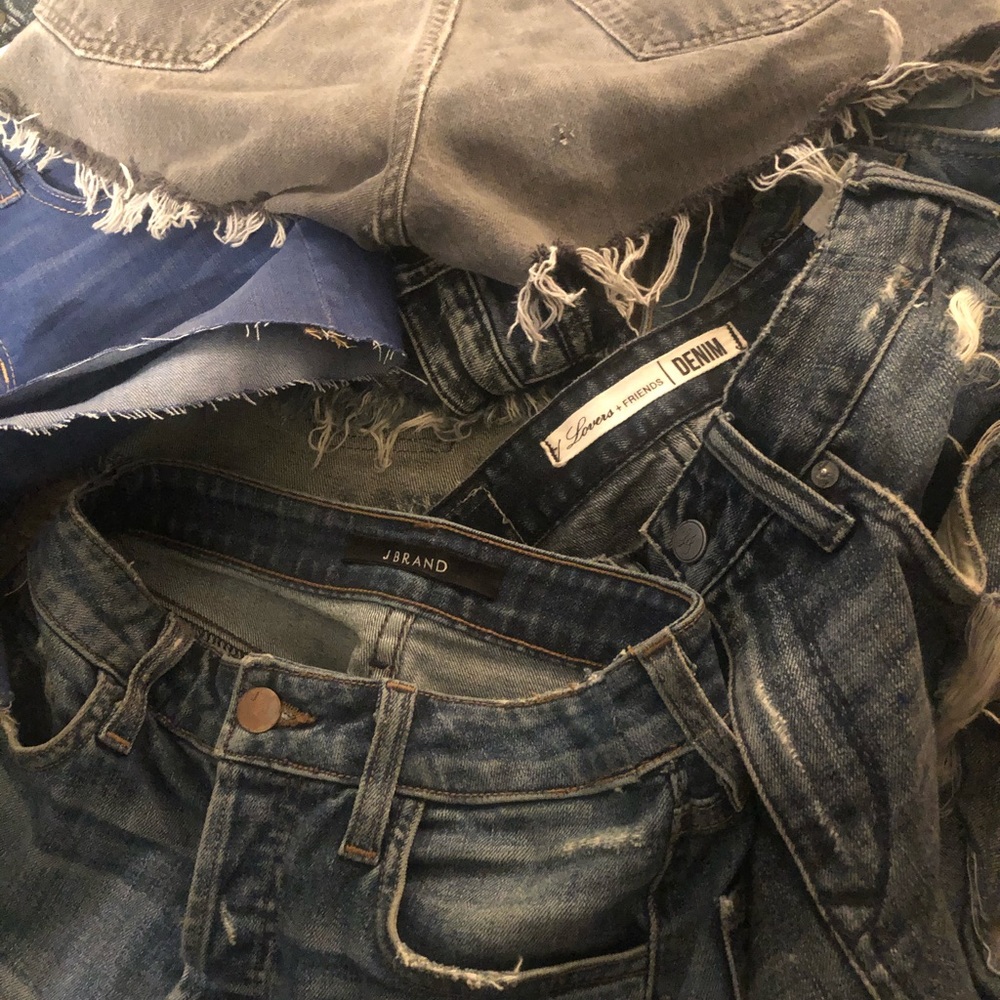 bunch of awesome name brand shorts new condition